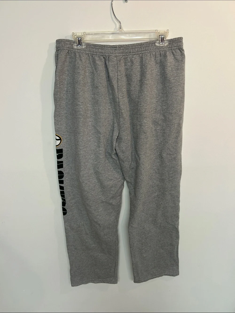 Gray Packers Graphic Sweatpants with Side Logo